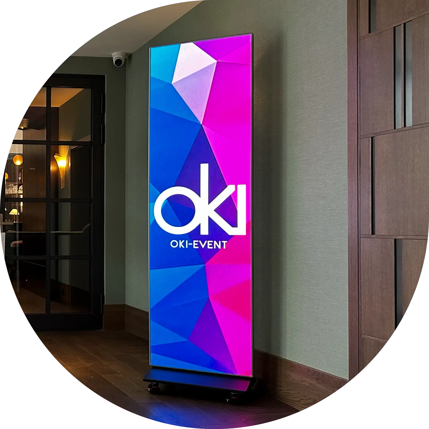 Postery-LED-Wynajem-na-targi-Poznań