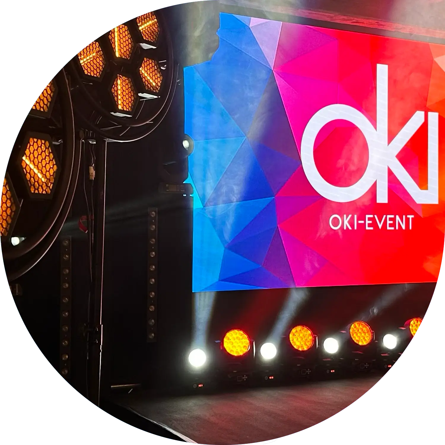 Wynajem-Oświetlenia-scenicznego-Poznań